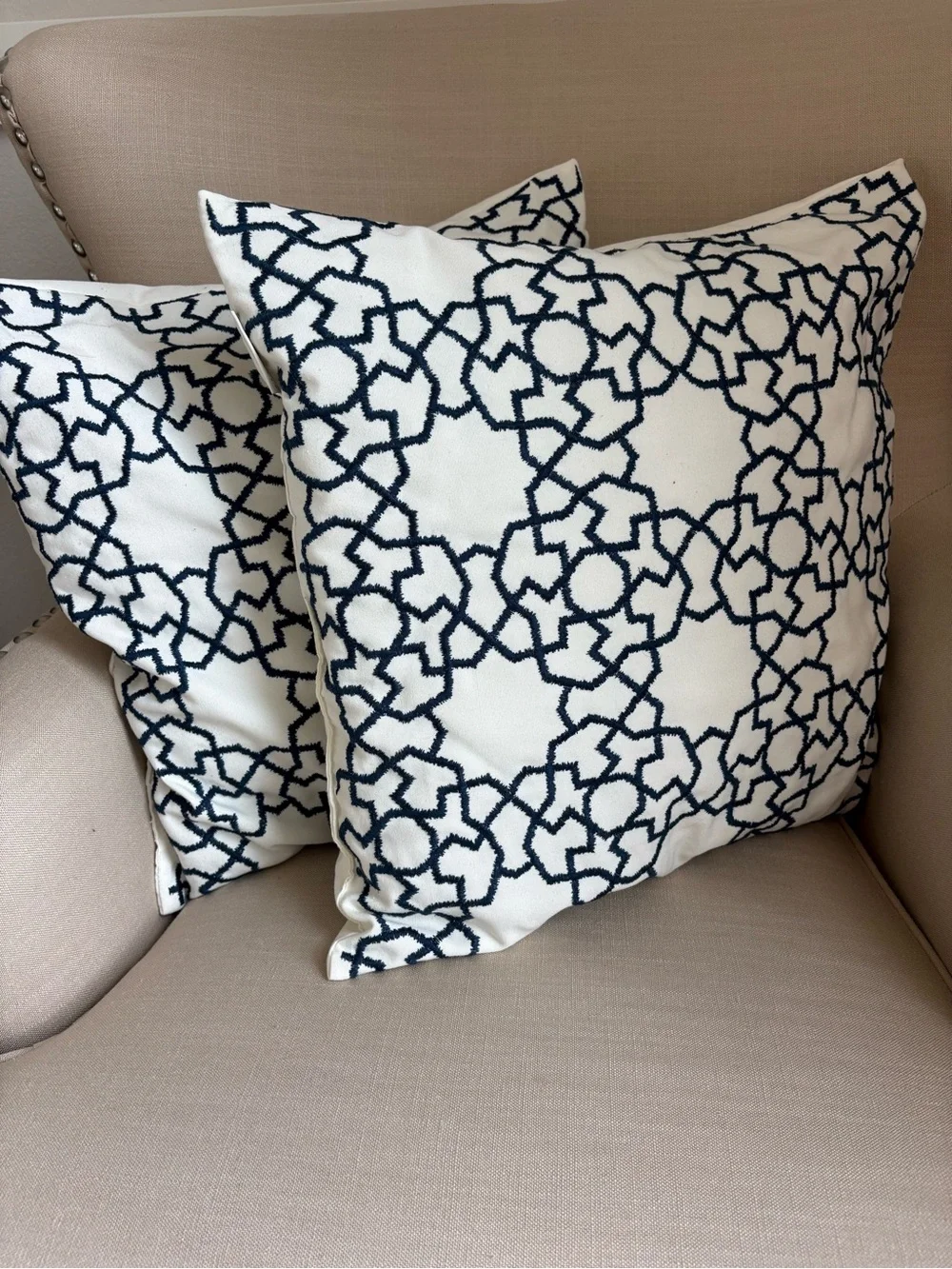 2 Pottery Barn Outdoor 20” Throw Pillows Astrid Trellis Embroidered White Blue